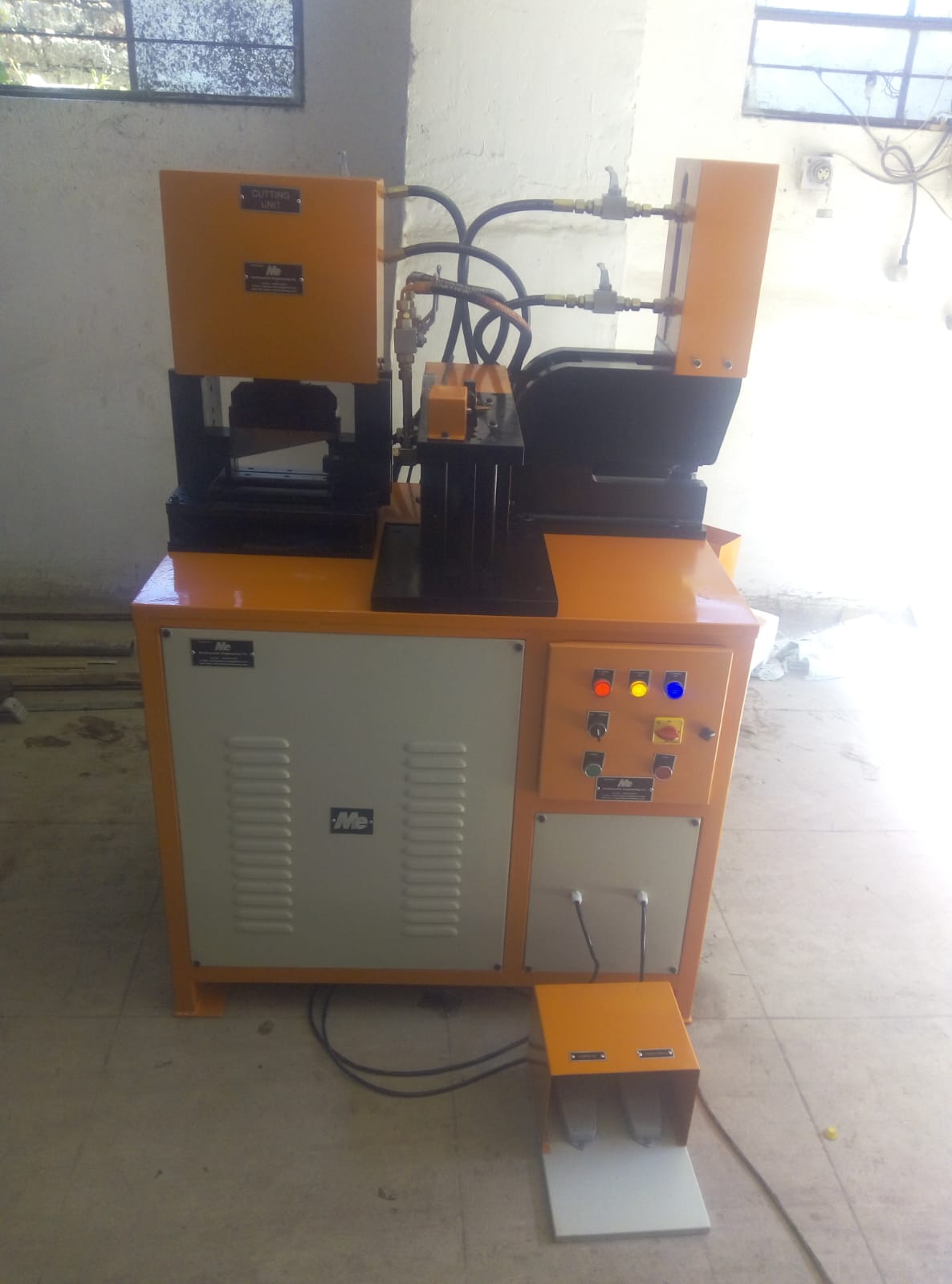 Individual Busbar Bending Machines